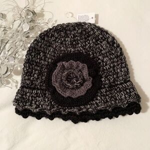 Madison 88 New York City Wool Blend Flower Knitted Beanie Hat